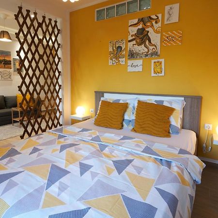 Apartment Yellow Пореч Екстериор снимка