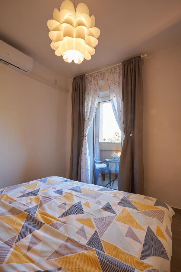 Apartment Yellow Пореч Екстериор снимка